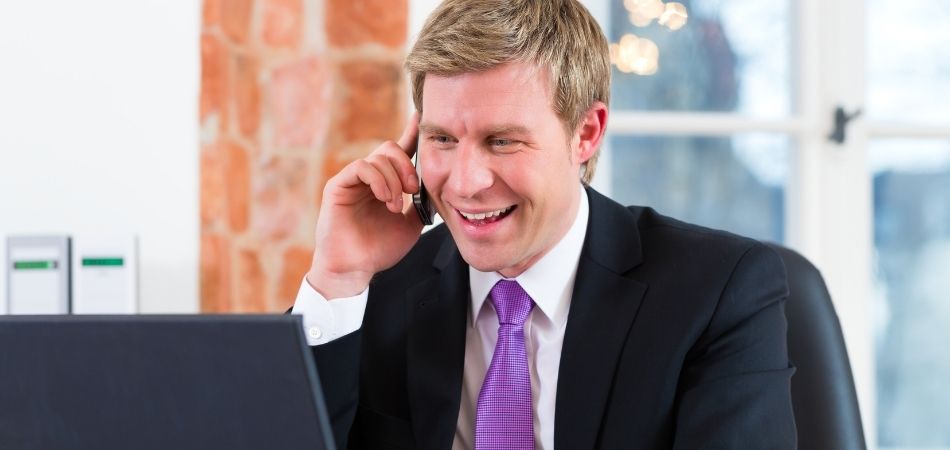 Lawyer on computer doing content marketing